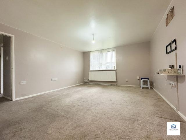 Iffley Court, Leicester LE5, 2 bed flat to rent, £1,050 pcm | PrimeLocation