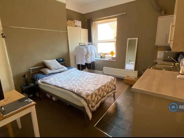 Iffley Road, Oxford, OX4 Studio to rent £1,075 pcm £248 pw