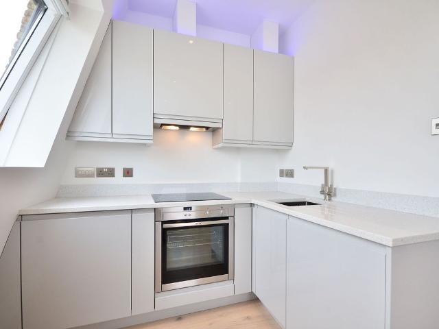 Ifield Road, Chelsea, London SW10, 1 bed flat to rent, £2,145 pcm | PrimeLocation