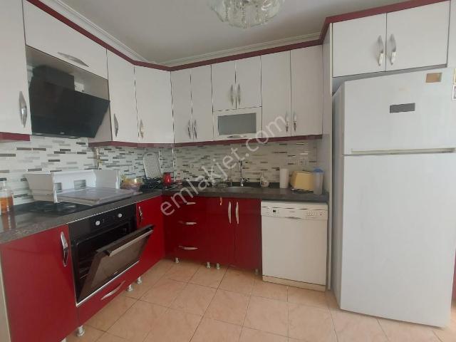 Çift Cepheli, Ebeveyn Banyolu 3+1 Satılık Daire
