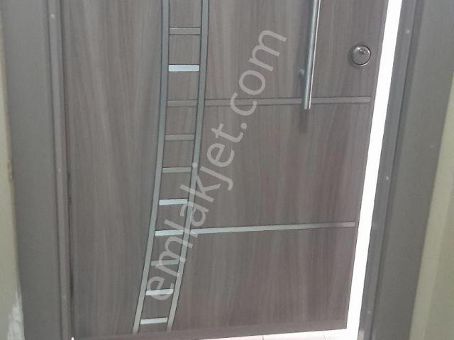 Çift Balkonlu Kombili Masrafsız Kiralık Daire