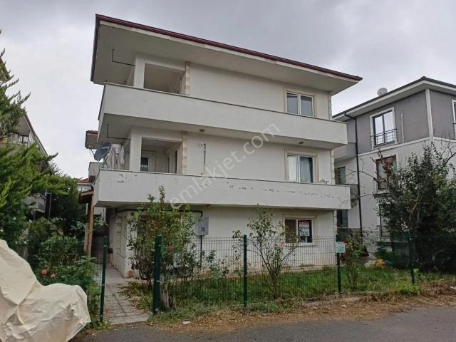 Çiftçi Emlak'tan Yazlık Vatan Mh Nuh Sk'ta 2+1 Kiralık Daire