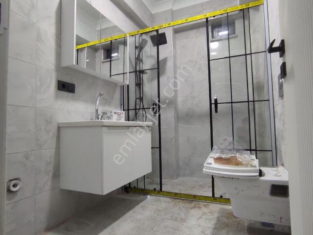 Çiftlikköy M. Akif Ersy Mah. 3+1 Ebeveyn Ban. Sıfır Daire