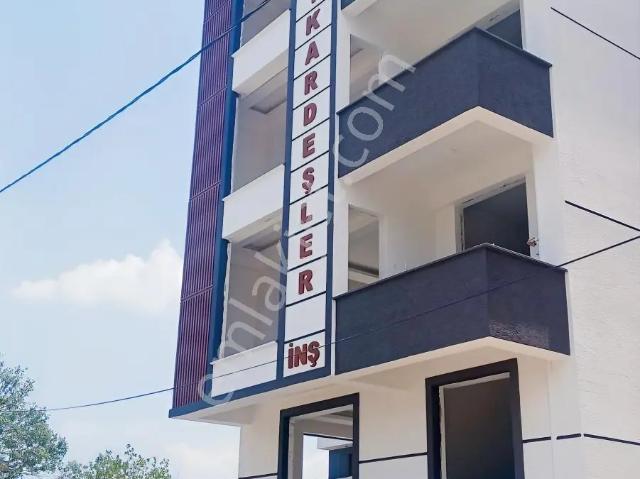 Çiftlikköy Sultaniyede Yüksek Giriş 2+1 Satılık Daire