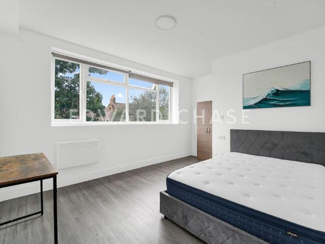 IG1, Property to rent, £900 pcm | PrimeLocation
