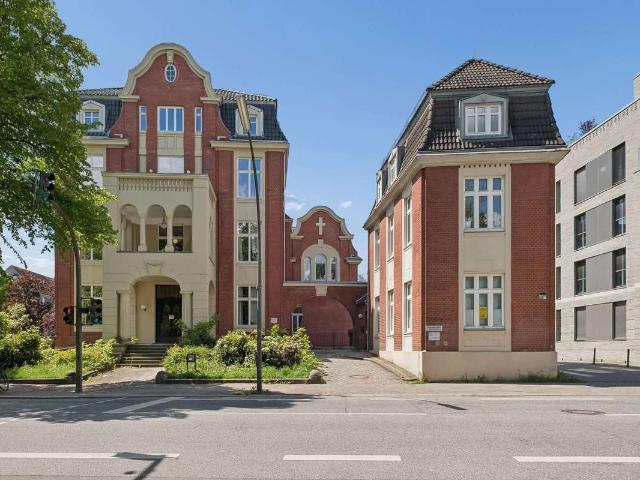 Ikonisches Wohnen in ehemaliger Kapelle – ein modernes, neuwertiges Liebhaberstück mit Loftcharakter