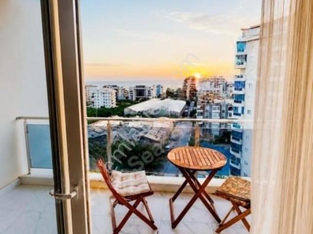 Ikamete Uygun Deniz Manzaralı, Eşyalı 1+1 Rezidans Daire