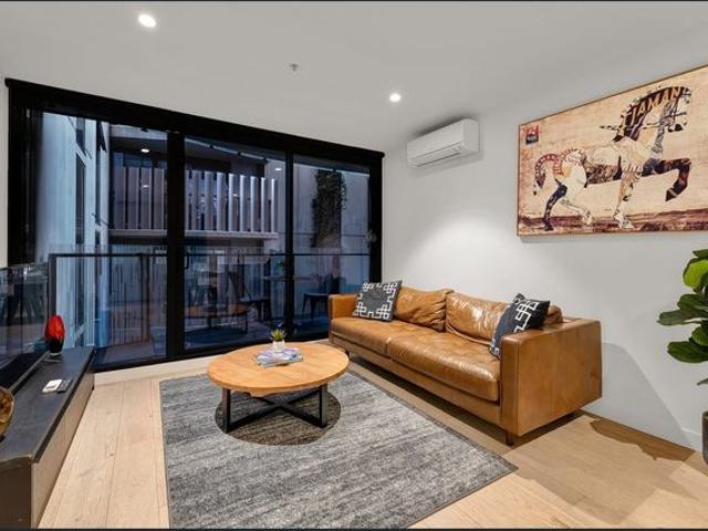 'Ikebana' Fully Furnished. Stay from 1 month. Includes all utilities