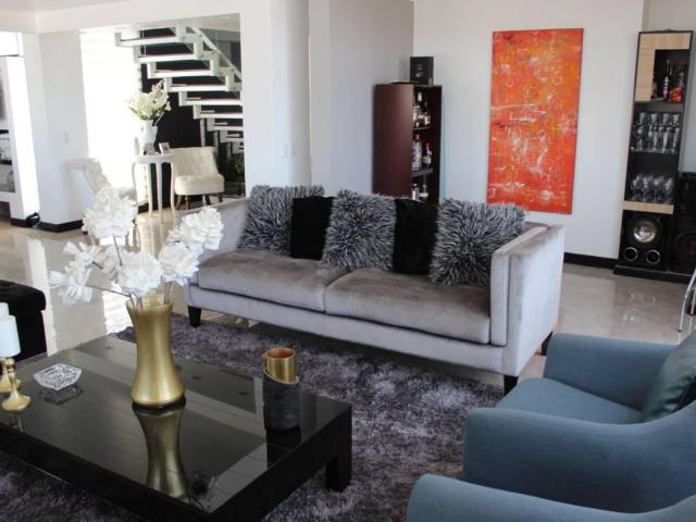 Ihouse, Venta Exclusivo Penthouse en Umacolllo Acabados A1 + 1
