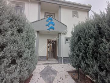 Ihlamurkent'te Site İçinde Lüks Yapılı Satılık 5+1 Villa