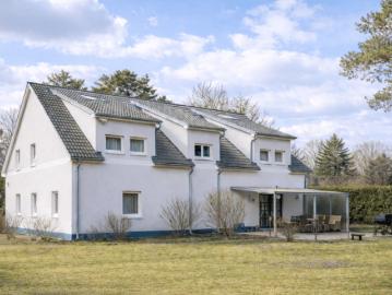 Ihr eigenes Anwesen Mehrgenerationenhaus mit Einliegerwohnung & 3 neuen Bädern und reichlich Platz!