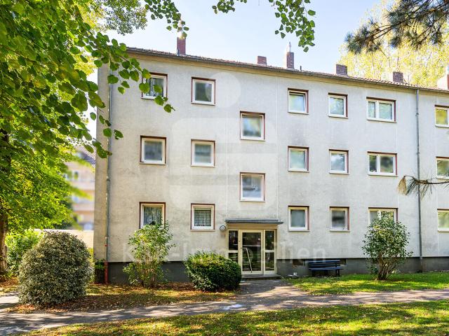 Ihr Einstieg in den Kölner Immobilienmarkt vermietete 3 Zimmer Wohnung mit Potenzial!