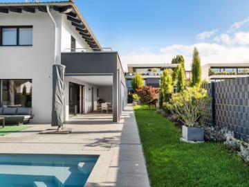 House for sale in 6850 - Garten, Ausgestattete Küche