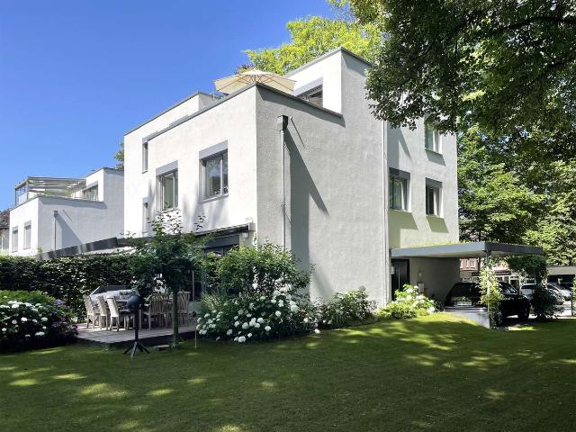 IHR FAMILIENDOMIZIL IM GRÜNEN ALSTERDORF