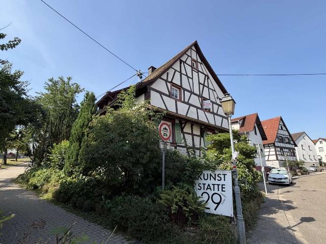 Ihr Familienglück auf 5,5 Zimmern – Charmantes Fachwerkhaus mit Potenzial in Gagg. Selbach