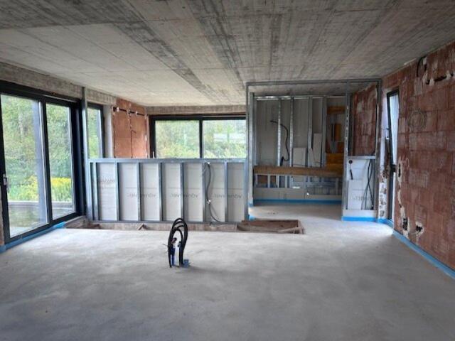 Ihr haus am auwald mit blick ins grüne wo natur, ruhe warten nahezu belagsfertig