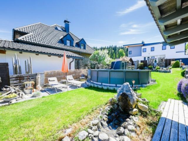 Ihr Logenplatz in Angath: 170 m² Wohntraum mit Salzwasserpool und Bergpanorama