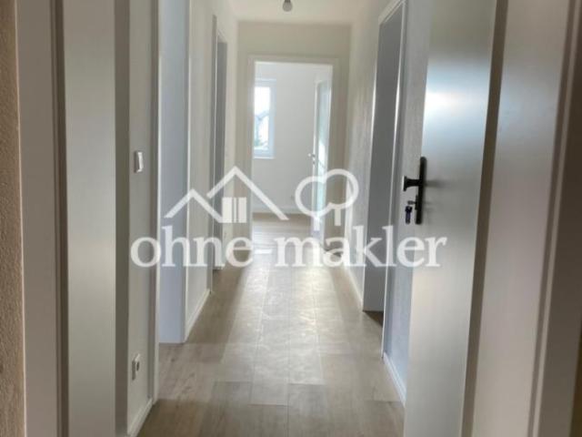 Ihr neu saniertes Zuhause in Schwandorf Ettmannsdorf: 3 Zimmerwohnung mit Balkon