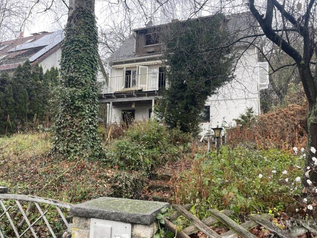 Ihr Neubau Projekt ? * oder * Opa & Omas Häuschen mit herrlichem Garten zum Sanieren
