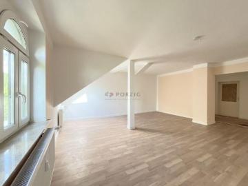Ihr neues Familienzuhause: Moderne 5 Raum Wohnung im grünen Viertel