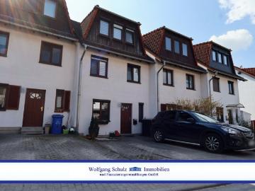 Ihr neues Familienglück: Lichtdurchflutetes Reihenmittelhaus mit Pool Oase!