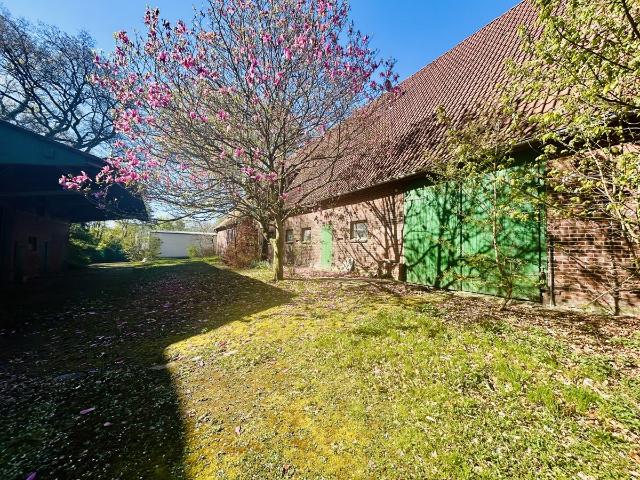 Ihr neues Kapitel beginnt jetzt! Resthof mit historischem Flair in Kranenburg