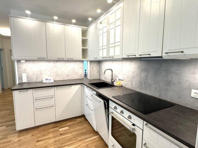 Ihr neues Investment in den Flori Flats: Möblierte 3 Zimmerwohnung mit Eigengarten!
