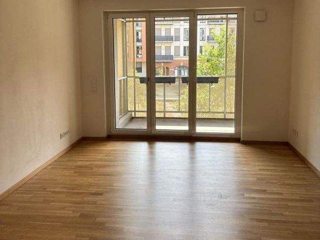 Ihr neues modernes Zuhause, große Loggia, hochwertige EBK, exklusives Bad!