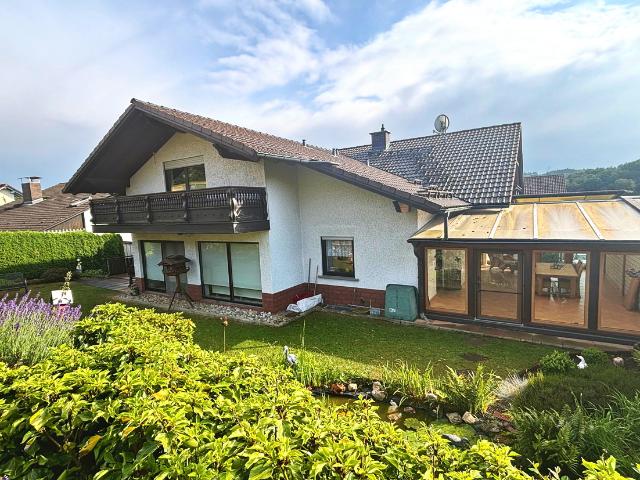 IHR NEUES SPESSARTDOMIZIL! ZWEIFAMILIENHAUS MIT WUNDERSCHÖNEM GARTEN