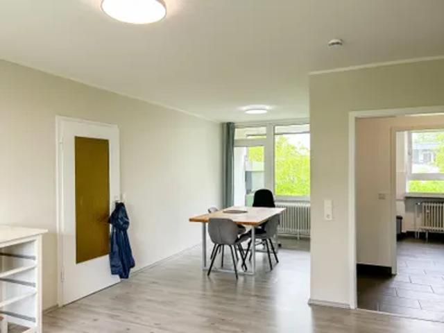 Ihr neues Rundum sorglos Paket: 2 Zimmer Wohnung mit zwei Loggien am beliebten Büttenberg