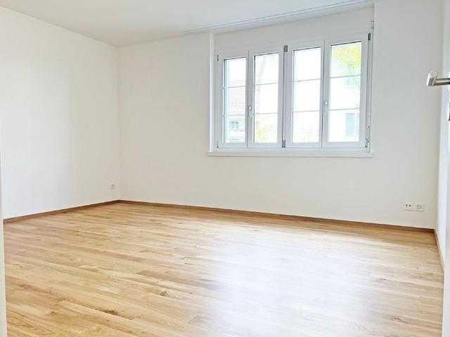 Ihr neues zu Hause im Herzen von Adlikon