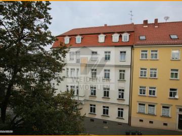 Ihr neues Zuhause wartet: 4 Raum Wohnung mit Komfort Badezimmer und großzügigem Wohnambiente!