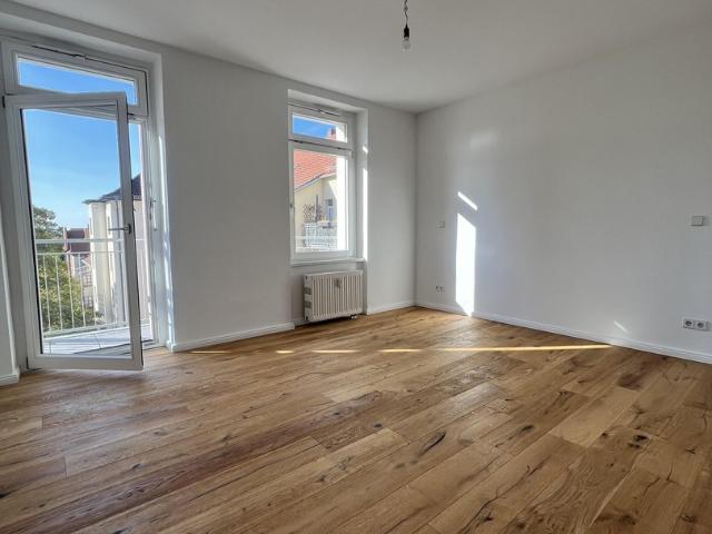 Ihr neues Zuhause wartet Erstbezug nach Kernsanierung mit Balkon