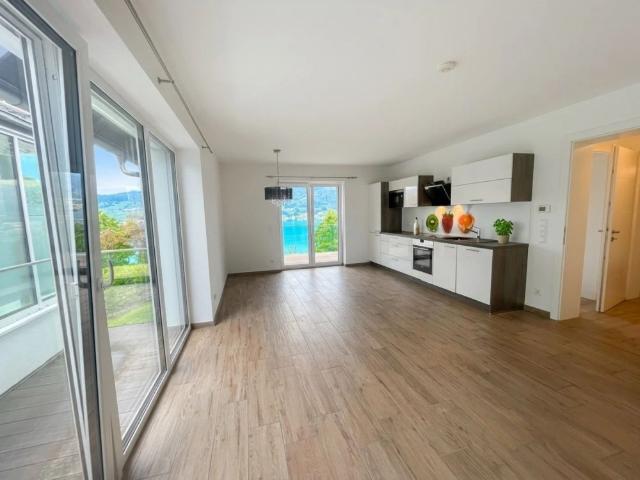 Ihr neues Zuhause am Wasser: Exklusive Seewohnung!