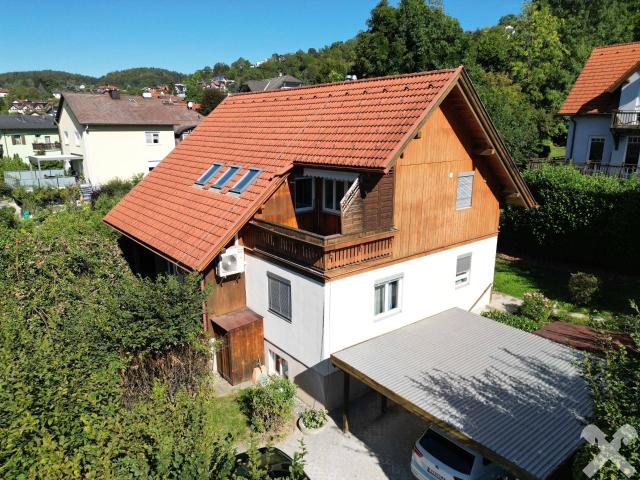 Ihr neues Zuhause am Fuße des Gedersbergs! Kompaktes Ein /Zweifamiliendomizil für Genießer