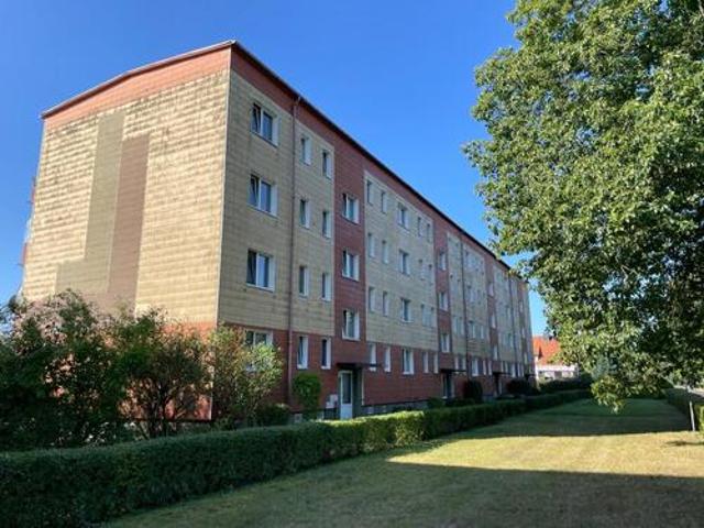 Ihr neues Zuhause auf dem Land: 1 Zimmer Wohnung mit Einbauküche und Balkon