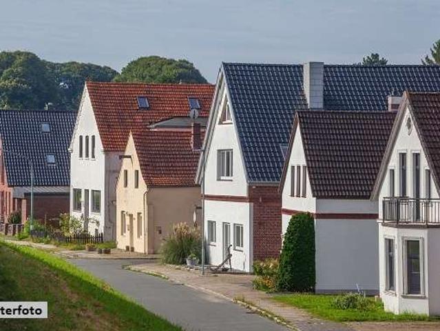 Ihr neues Zuhause Einfamilienhaus mit Garage
