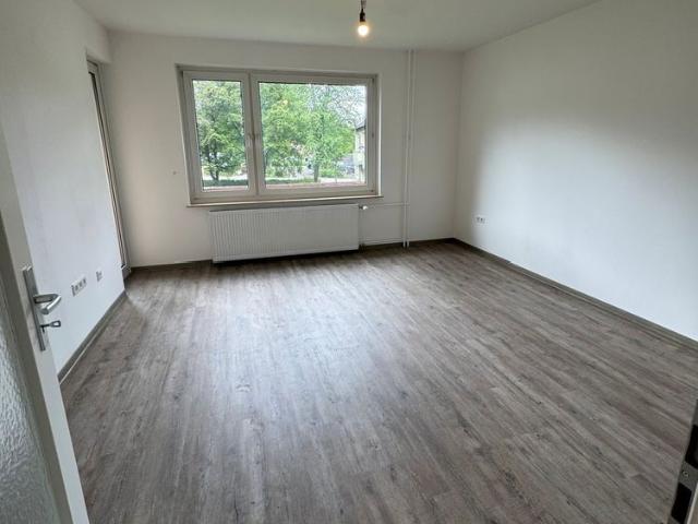 Ihr neues Zuhause: frisch renovierte 2,5 Zimmer Wohnung