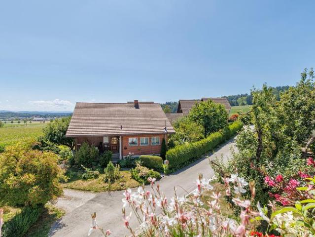 Ihr neues Zuhause im Zürcher Weinland grosszügig, hell und naturnah
