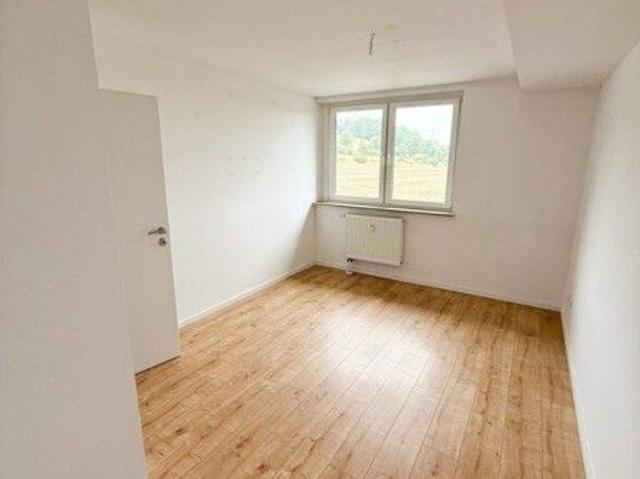 Ihr neues Zuhause im Grünen moderne 3 Raum Wohung mit PKW Stellplatz