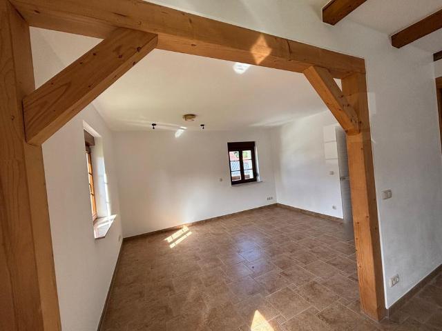 Ihr neues Zuhause im Grünen mit Einbauküche, Garten und großer Terrasse. Ideal für Paare mit Wunsch nach Freiraum