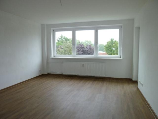 Ihr neues Zuhause in Fallersleben: 2 Zimmer Wohnung mit modernem Designboden