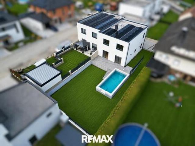 Ihr neues Zuhause in Reichersdorf Doppelhaushälfte mit Pool & Traumgarten