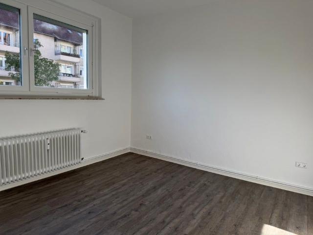 Ihr neues Zuhause in Stöckheim! Schicke, frisch renovierte 2 Zimmer Wohnung!