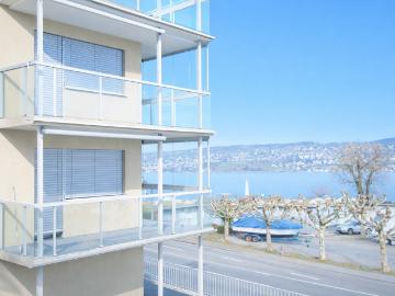 Ihr neues Zuhause mit atemberaubender Seesicht und Badeplatz