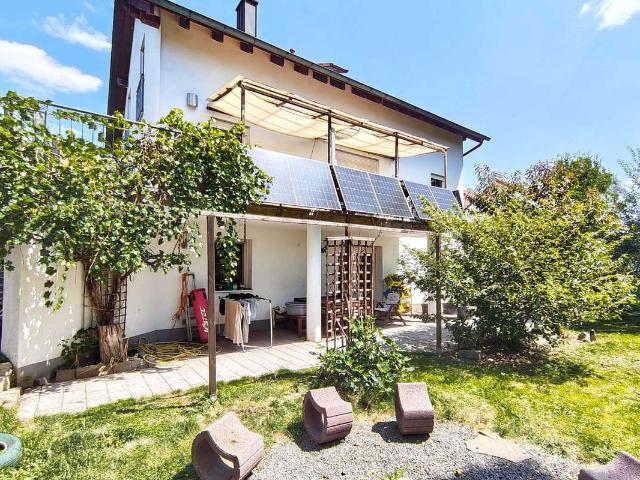 Ihr neues Zuhause mit Pool, Garten und viel Platz für die ganze Familie