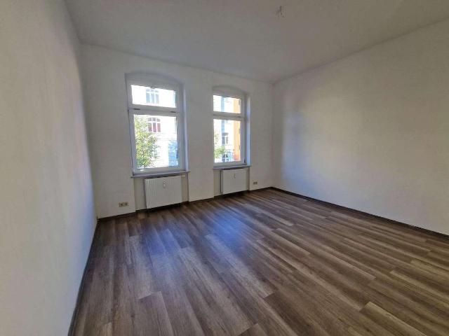 Ihr neues Zuhause mit viel Platz & mit einer Garage
