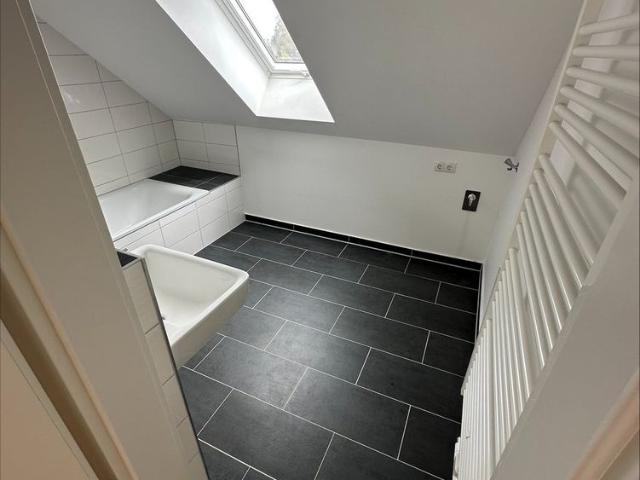 Ihr neues Zuhause! Moderne 2 Zi. Wohnung mit Loggia