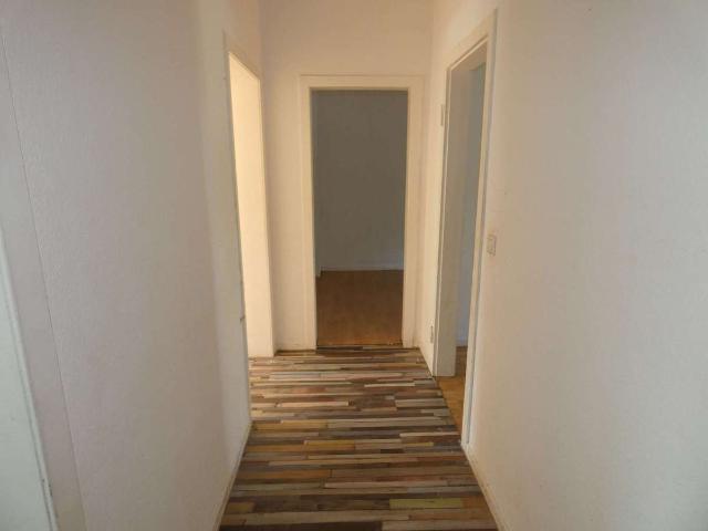 Ihr neues Zuhause nach eigenen Vorstellungen – 3 Zimmer Wohnung mit Balkon im Erdgeschoss