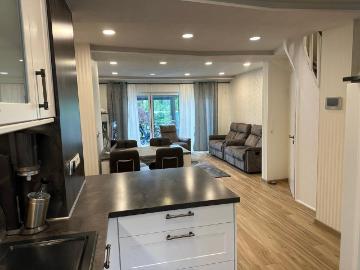 Ihr neues Zuhause! Reihenhaus modernisiert im Jahr 2019